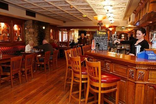 Island View Hotel Malahide Exterior photo
